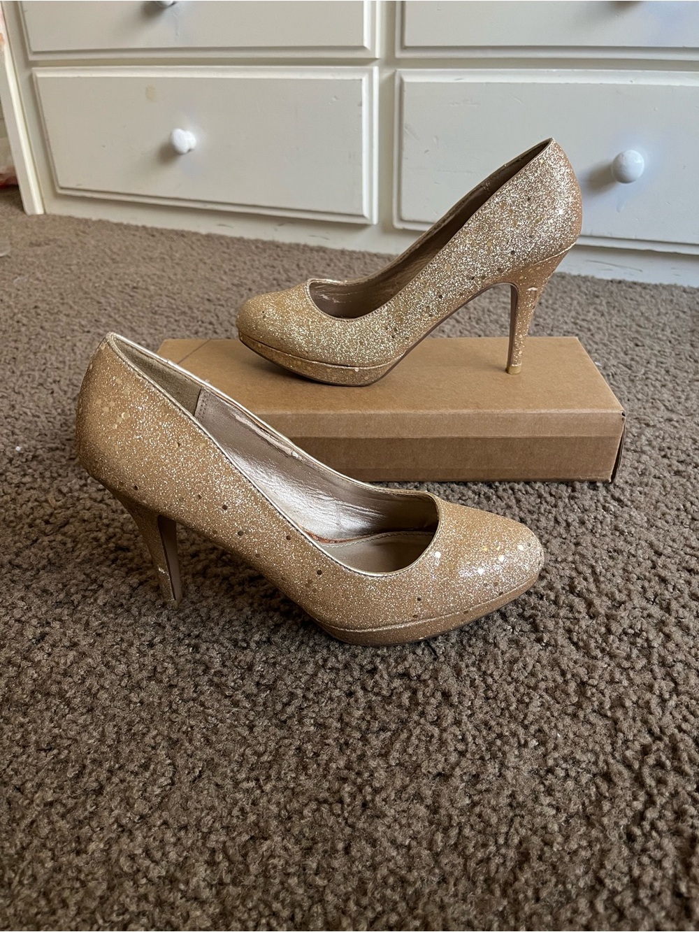 Qupid Gold Glitter Platform Stiletto Pumps